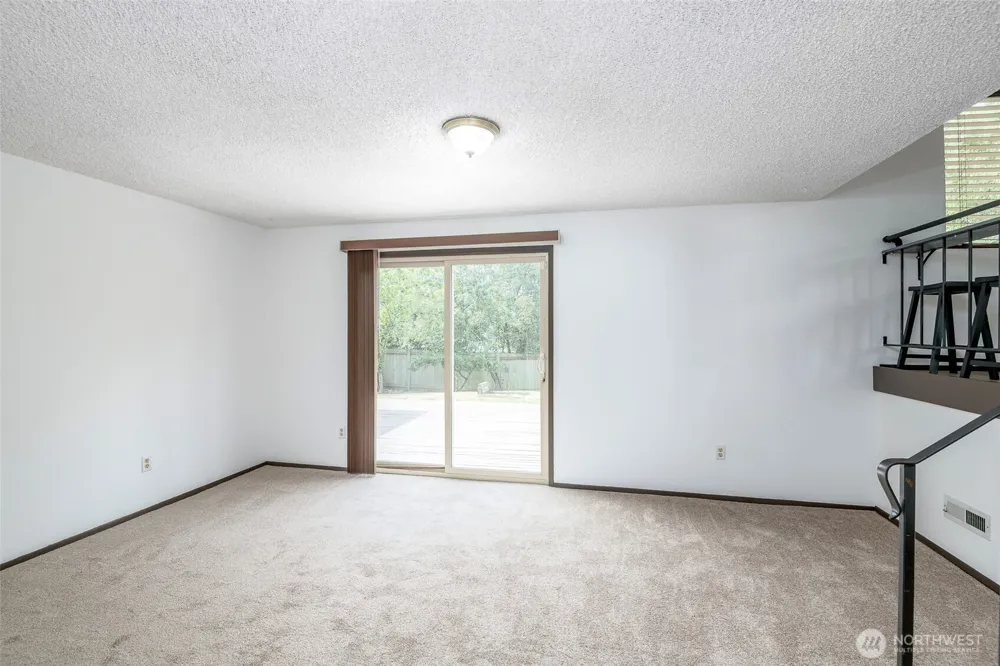 30031 45th Place S Auburn, WA 98001