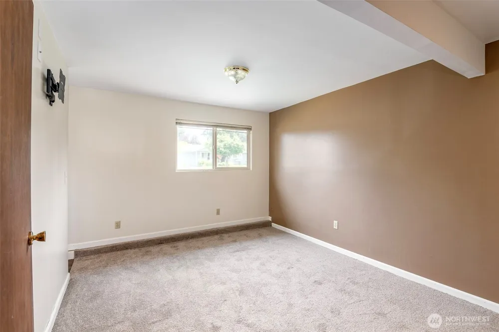 30031 45th Place S Auburn, WA 98001