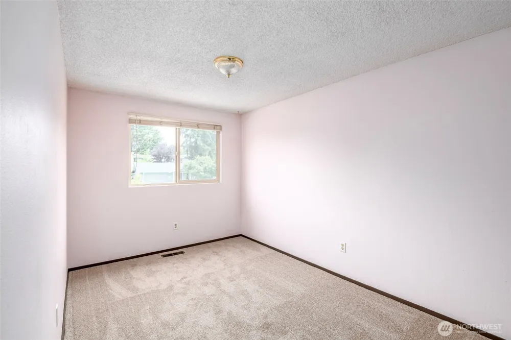 30031 45th Place S Auburn, WA 98001