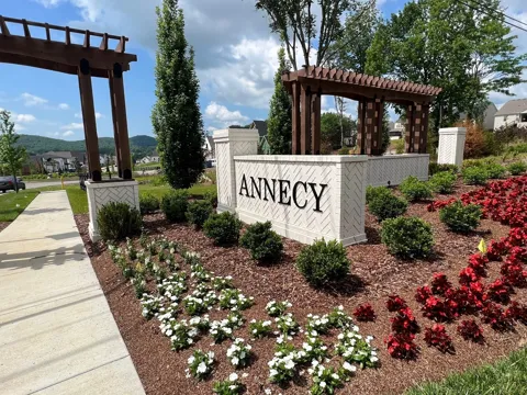 1048 Annecy Pkwy