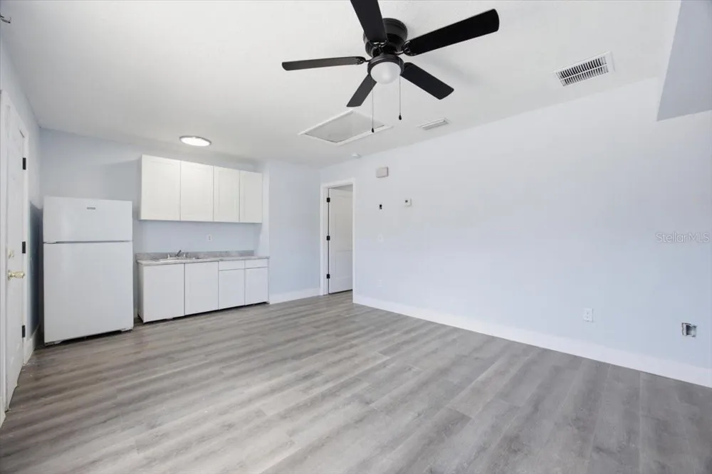 713 WASHINGTON PALM LOOP #Front Unit Davenport, FL 33897