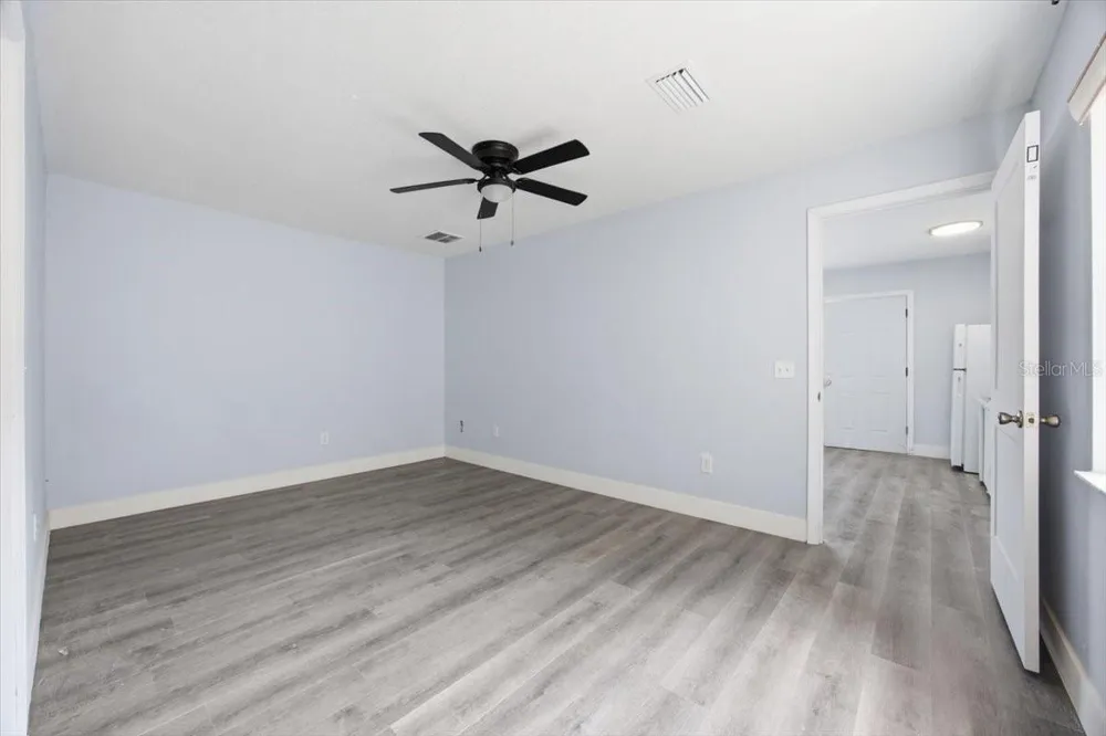 713 WASHINGTON PALM LOOP #Front Unit Davenport, FL 33897