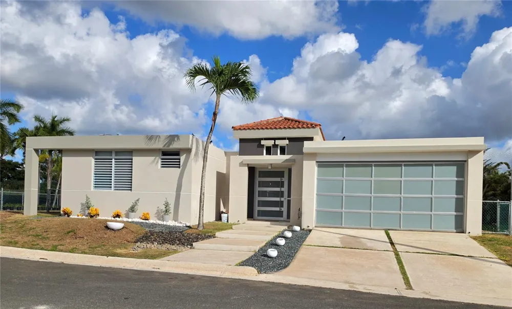 1 CALLE JARDIN Gurabo, PR 00778