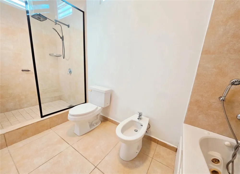 1 CALLE JARDIN Gurabo, PR 00778