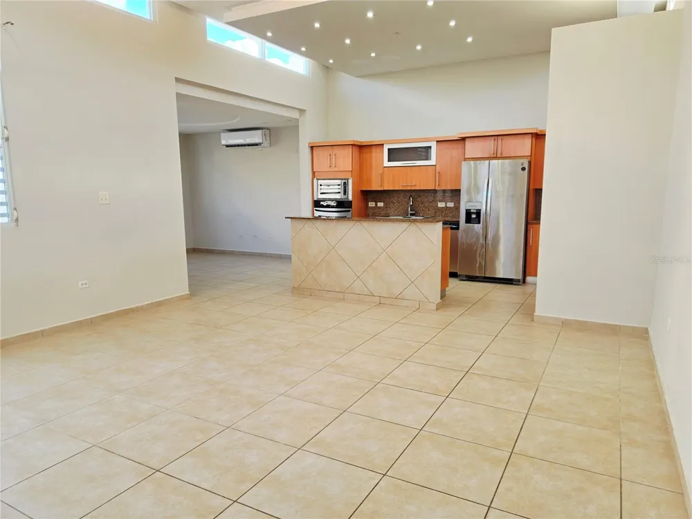 1 CALLE JARDIN Gurabo, PR 00778