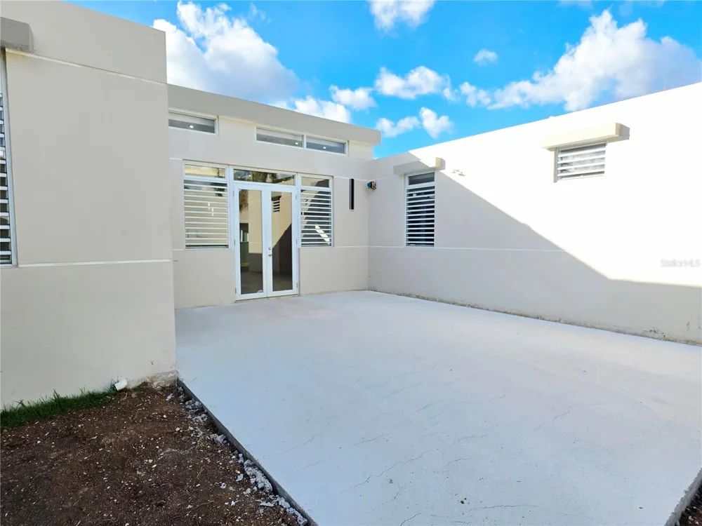 1 CALLE JARDIN Gurabo, PR 00778