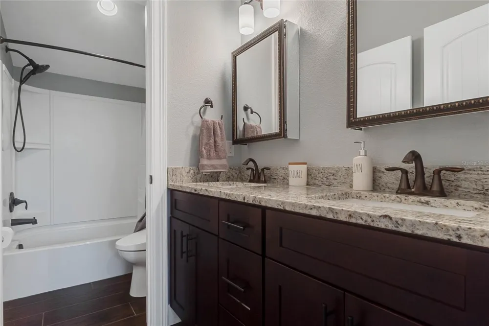 12752 S LAKE SAWYER LANE Windermere, FL 34786