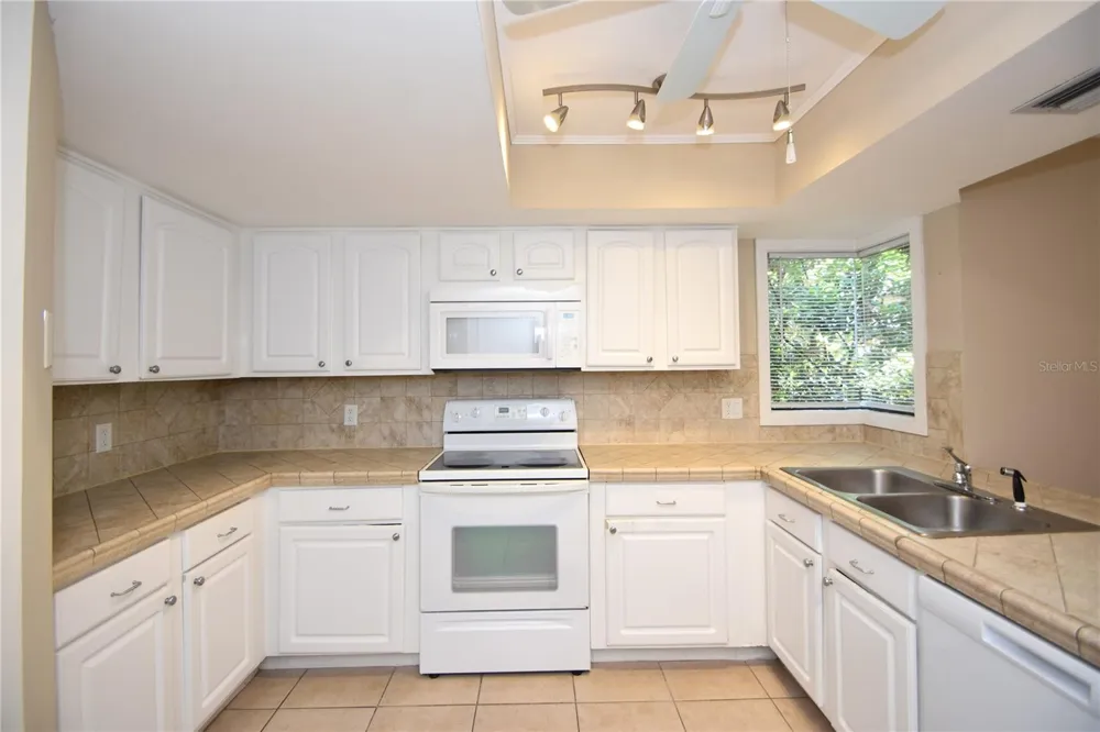 6 BROADMORE CIRCLE #6 Palm Coast, FL 32137