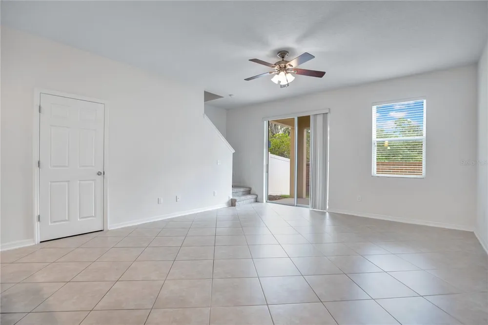 196 WINDFLOWER WAY Oviedo, FL 32765