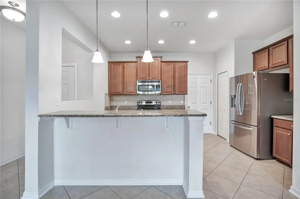 196 WINDFLOWER WAY Oviedo, FL 32765