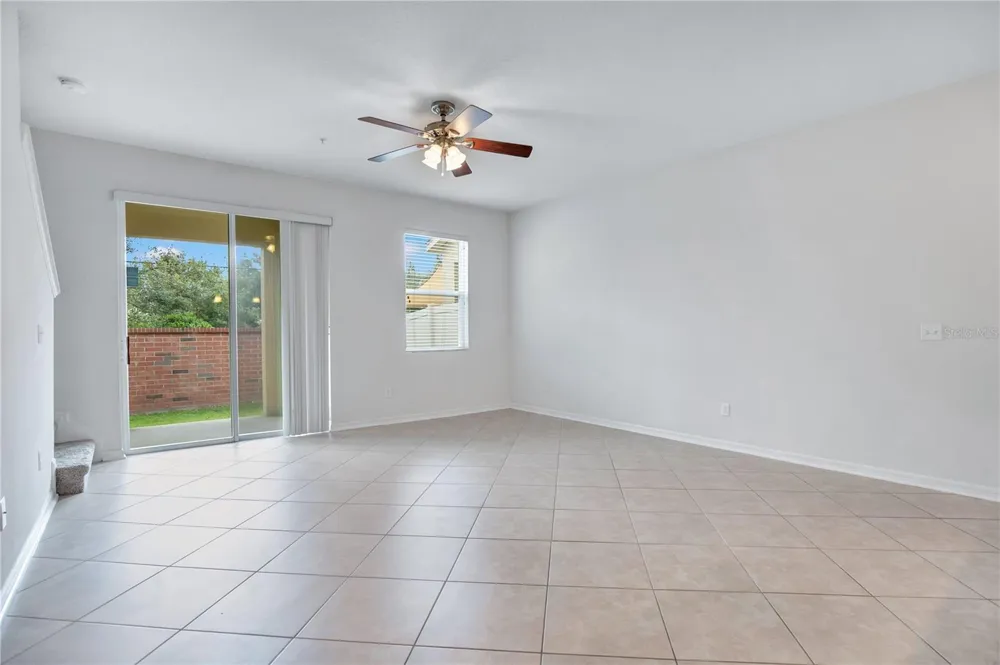 196 WINDFLOWER WAY Oviedo, FL 32765