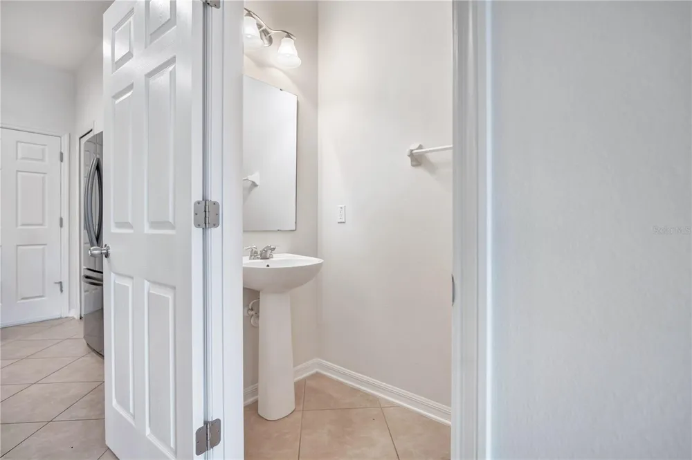 196 WINDFLOWER WAY Oviedo, FL 32765