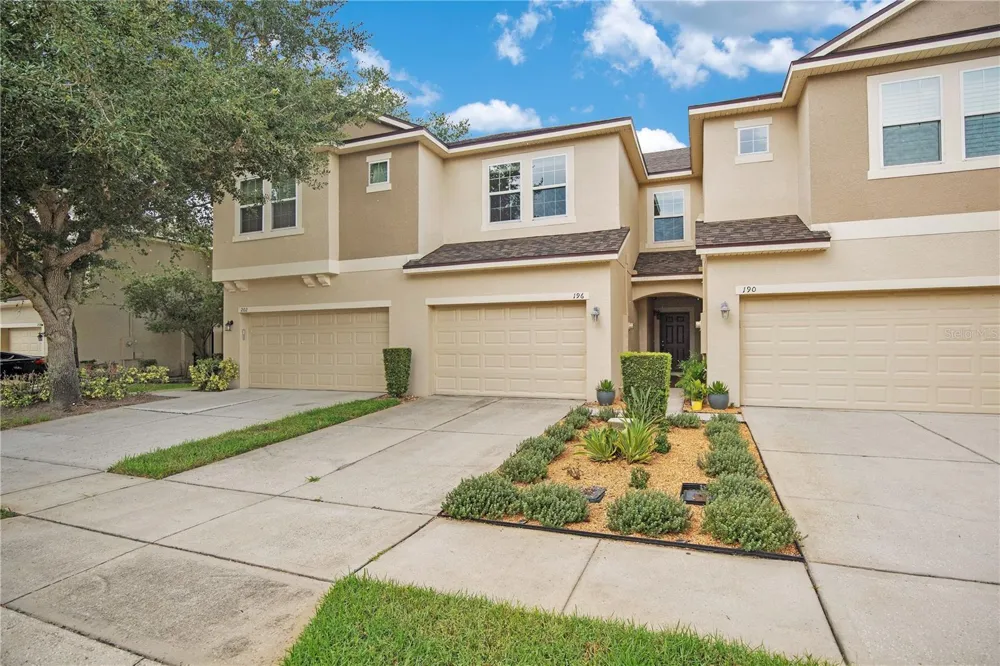 196 WINDFLOWER WAY Oviedo, FL 32765