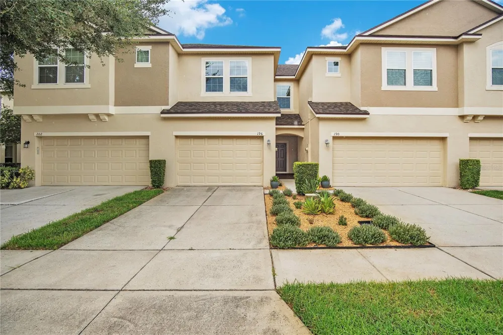 196 WINDFLOWER WAY Oviedo, FL 32765