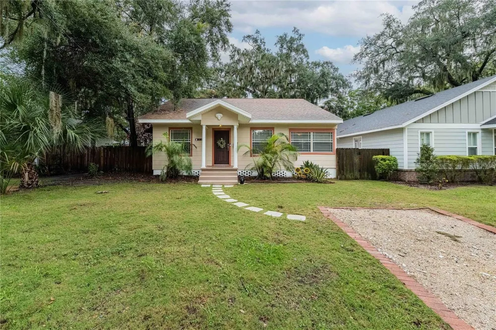 828 OSCEOLA STREET Lakeland, FL 33801