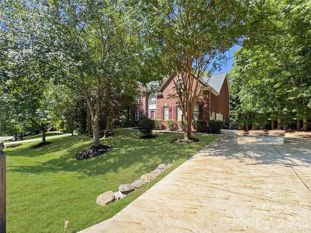 6119 Savannah Grace Lane Huntersville, NC 28078