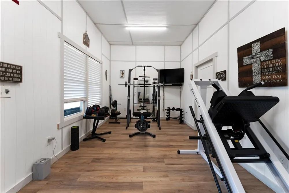 220 Long Road Rydal, GA 30171