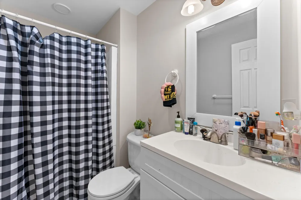 7154 CHESTERFIELD Warrenton, VA 20187