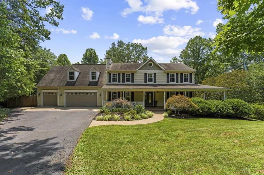 7154 CHESTERFIELD Warrenton, VA 20187