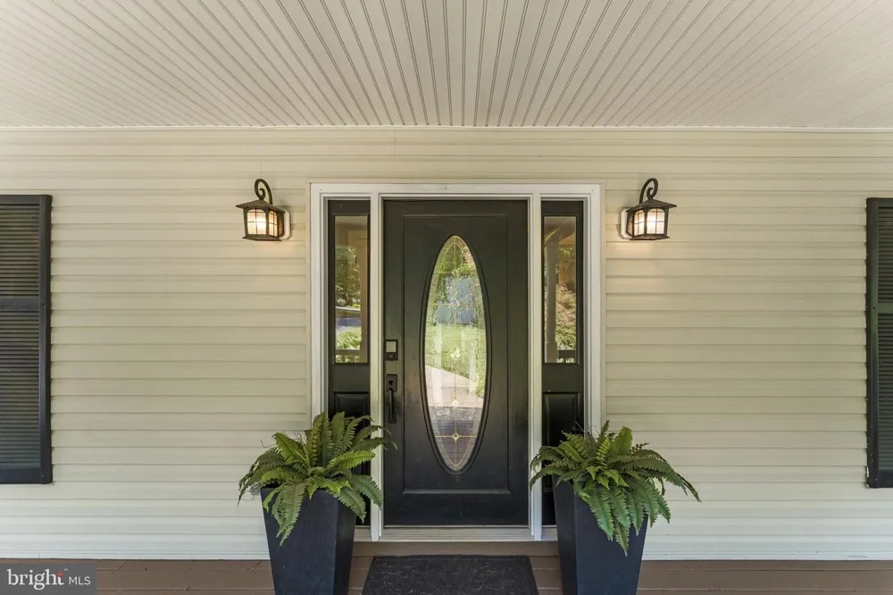 7154 CHESTERFIELD Warrenton, VA 20187