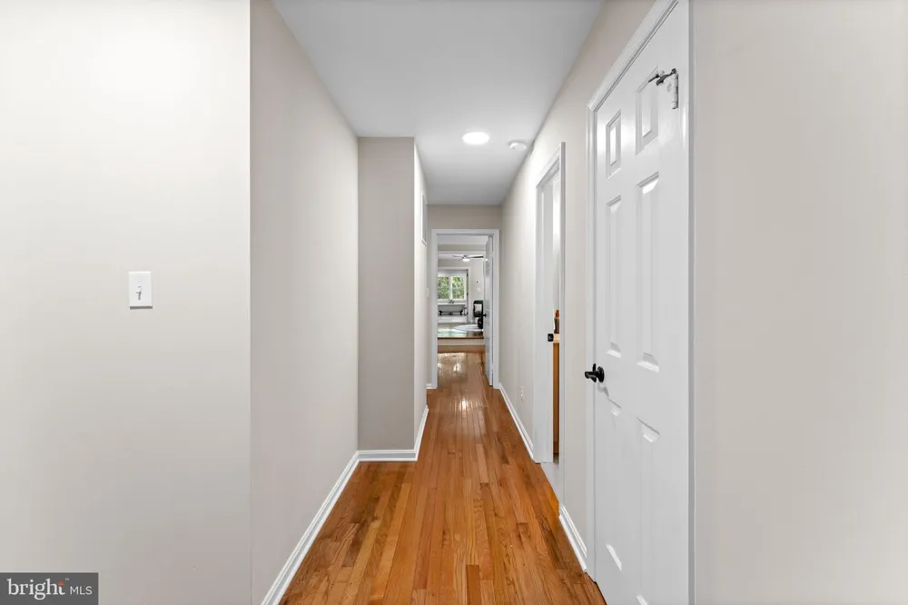 7154 CHESTERFIELD Warrenton, VA 20187