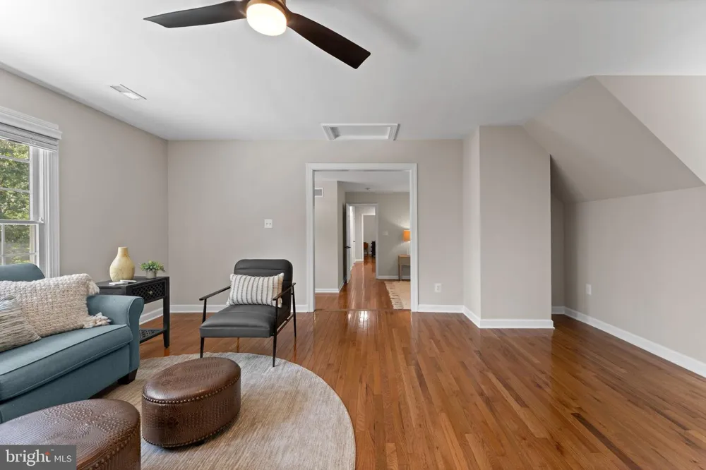 7154 CHESTERFIELD Warrenton, VA 20187
