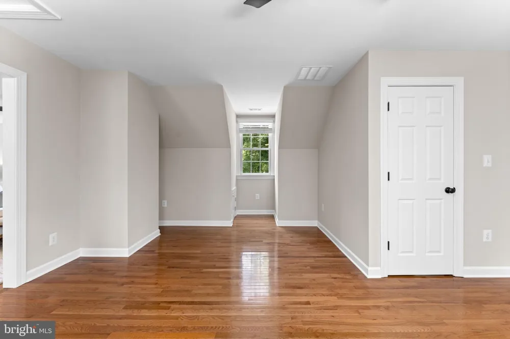 7154 CHESTERFIELD Warrenton, VA 20187