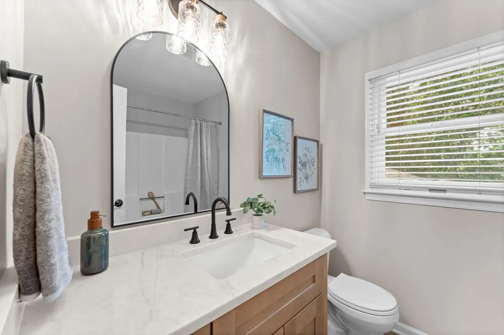 7154 CHESTERFIELD Warrenton, VA 20187