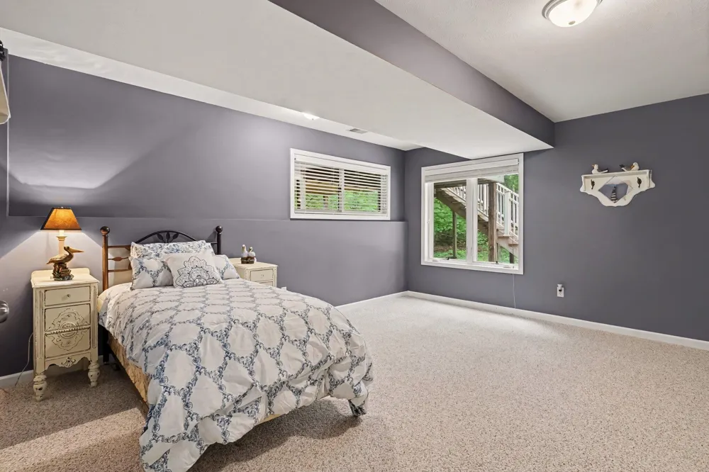 3334 Clearview Lane Saugatuck, MI 49453