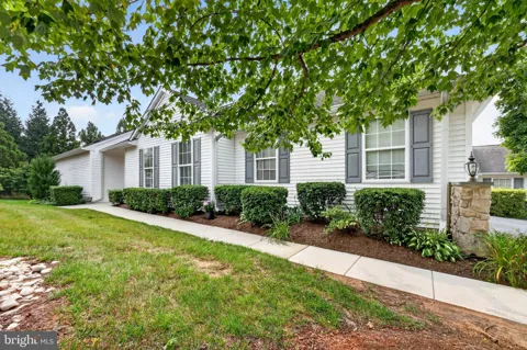 2105 WHITE FOX WAY