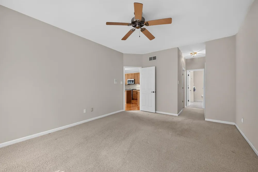 2105 WHITE FOX WAY Glen Mills, PA 19342