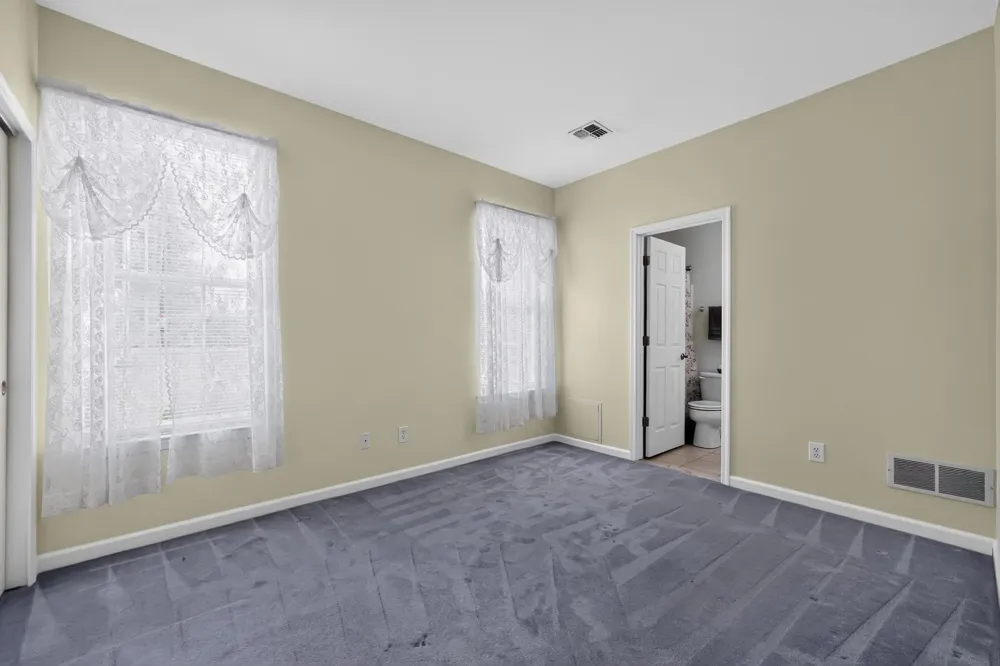2105 WHITE FOX WAY Glen Mills, PA 19342
