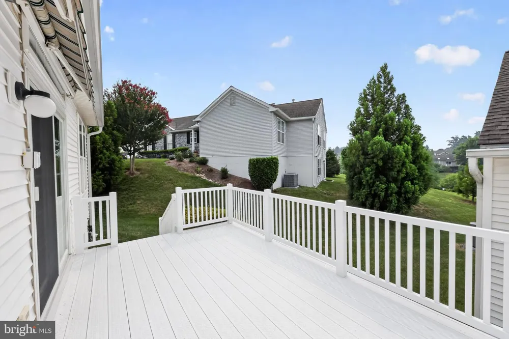 2105 WHITE FOX WAY Glen Mills, PA 19342