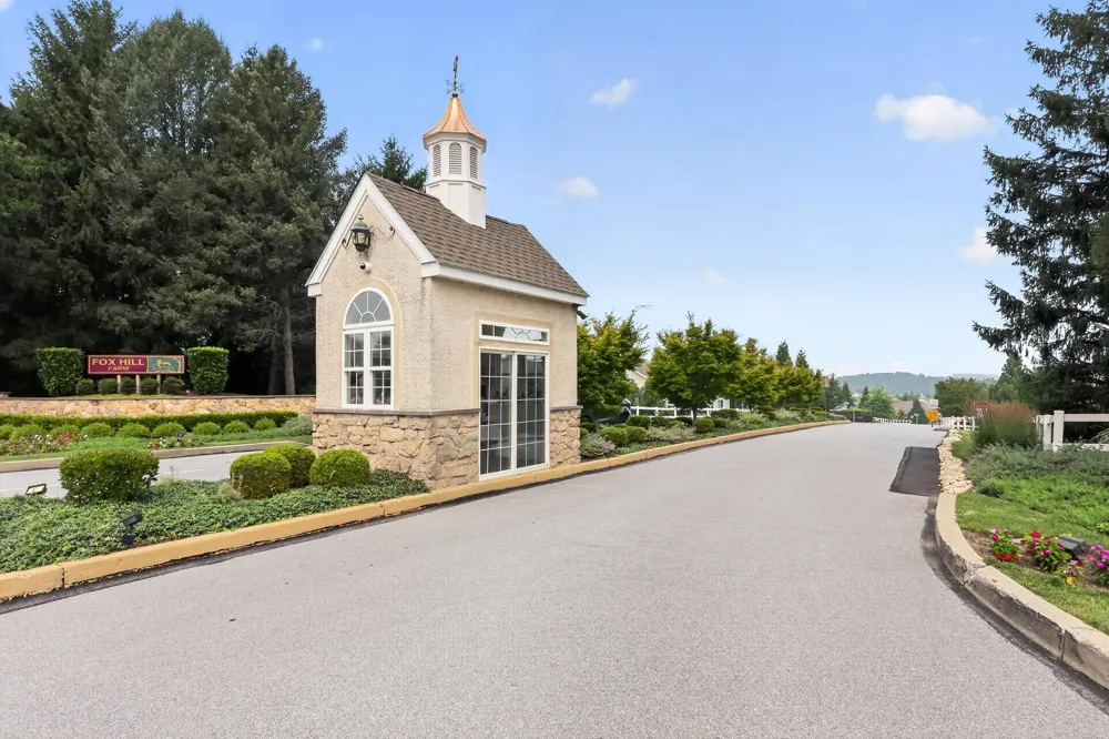 2105 WHITE FOX WAY Glen Mills, PA 19342