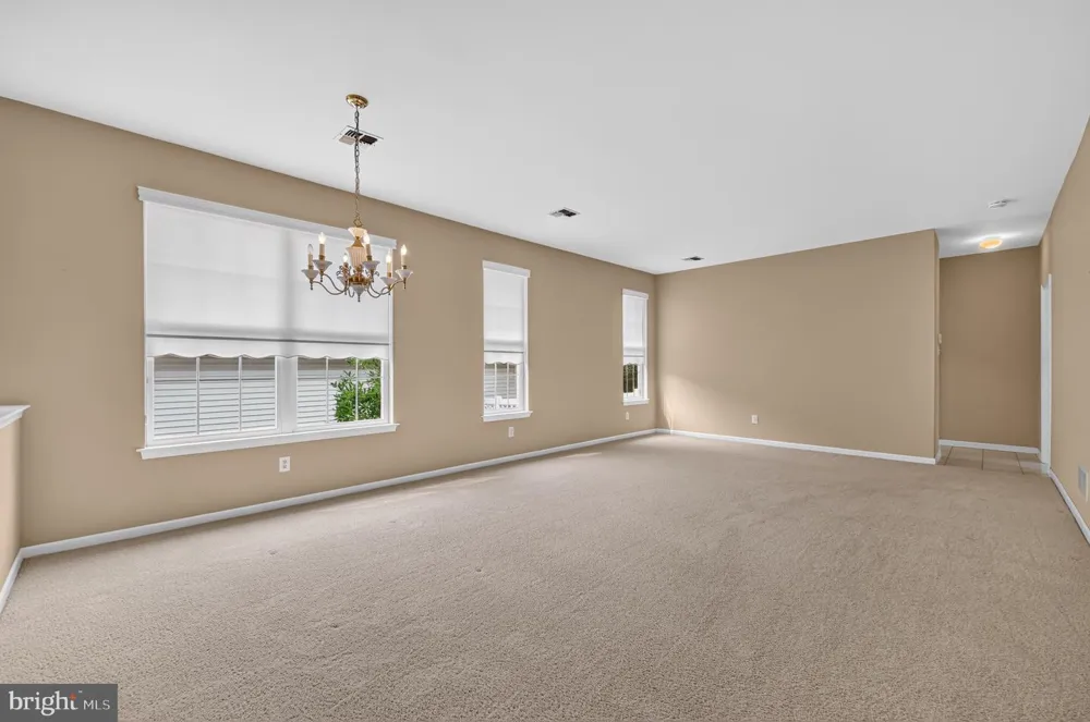 2105 WHITE FOX WAY Glen Mills, PA 19342