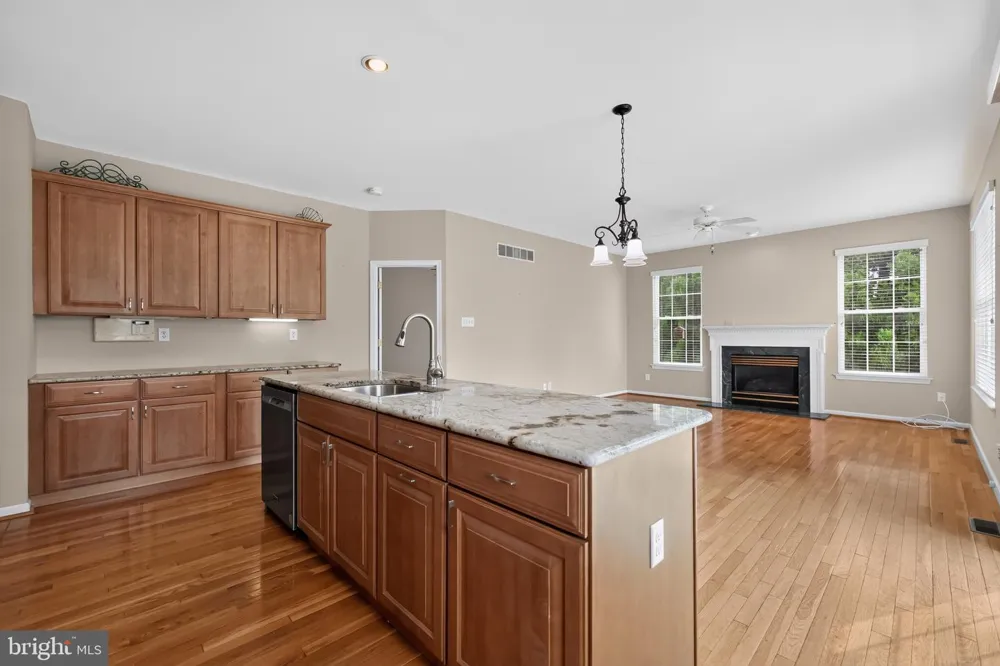 2105 WHITE FOX WAY Glen Mills, PA 19342