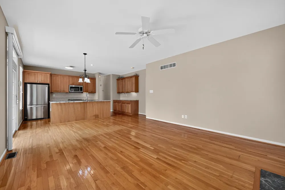 2105 WHITE FOX WAY Glen Mills, PA 19342