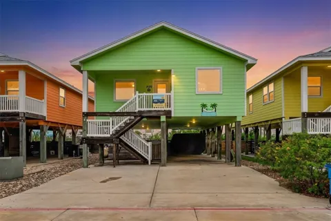 1698 Fishermans Cove
