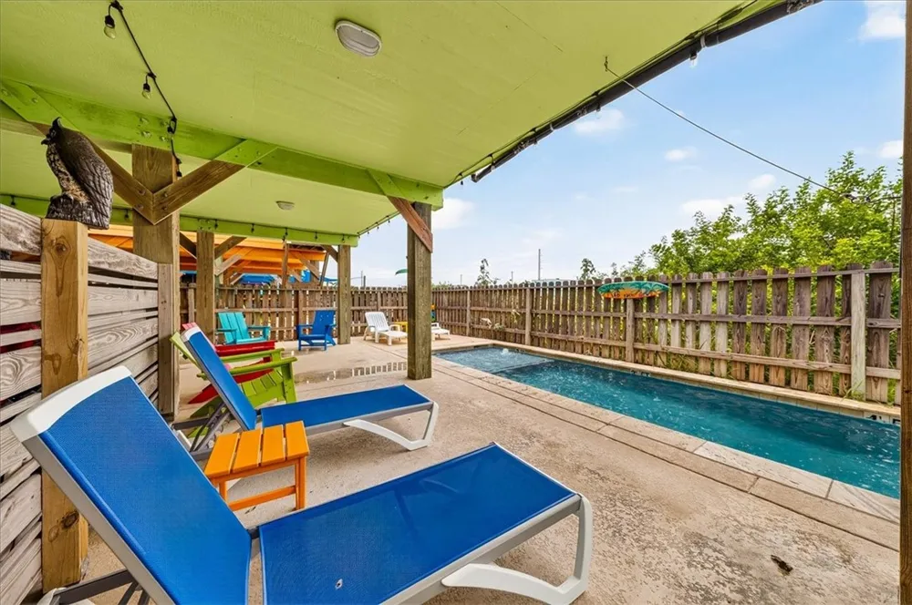 1698 Fishermans Cove Port Aransas, TX 78373