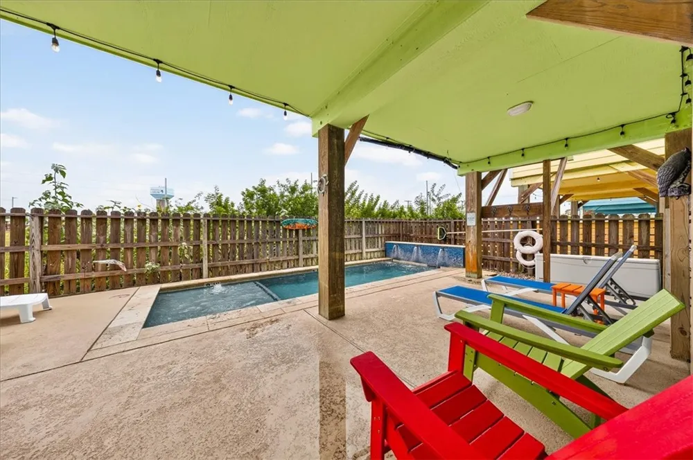 1698 Fishermans Cove Port Aransas, TX 78373