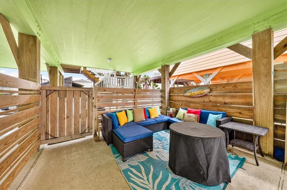 1698 Fishermans Cove Port Aransas, TX 78373