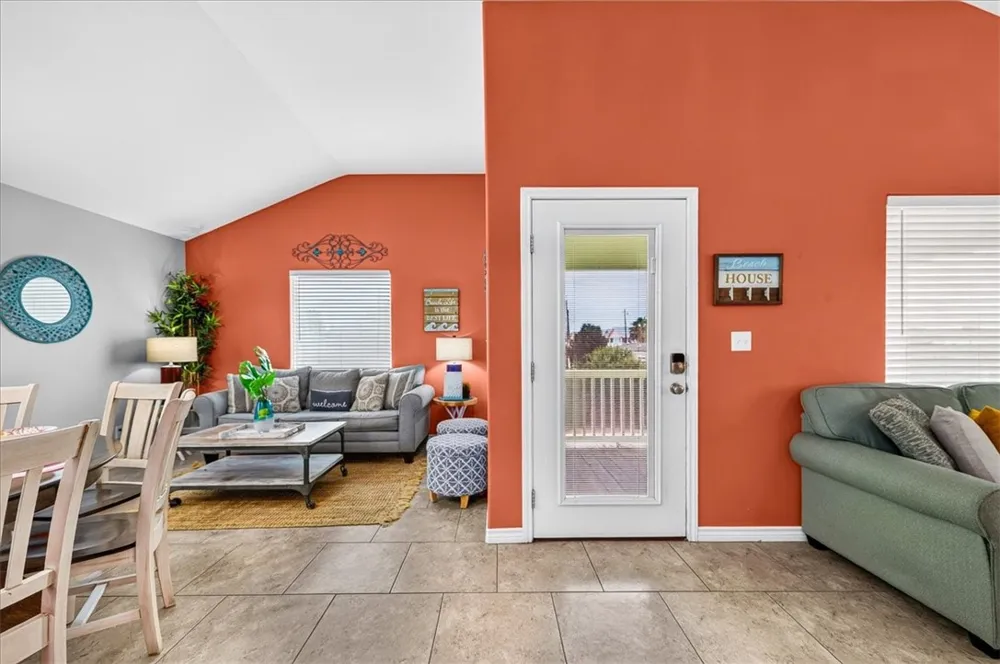 1698 Fishermans Cove Port Aransas, TX 78373