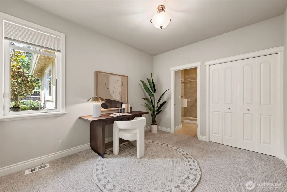 8816 140th Avenue SE Newcastle, WA 98059