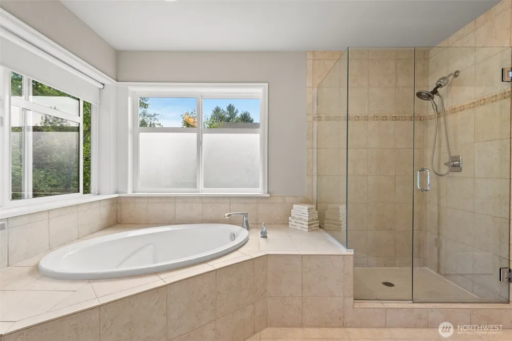 8816 140th Avenue SE Newcastle, WA 98059