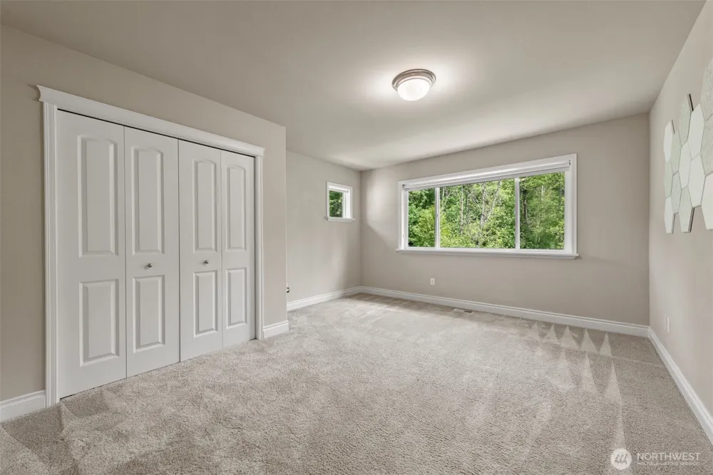 8816 140th Avenue SE Newcastle, WA 98059