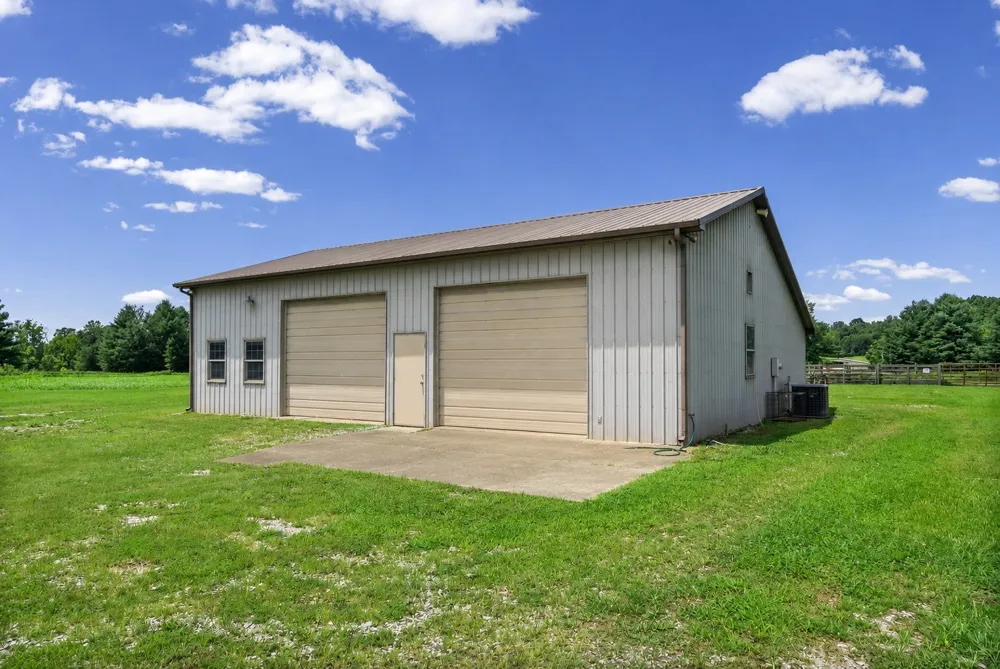 3055 Quisenberry Ln Hopkinsville, KY 42240