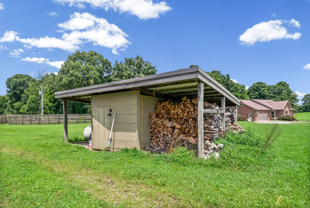 3055 Quisenberry Ln Hopkinsville, KY 42240