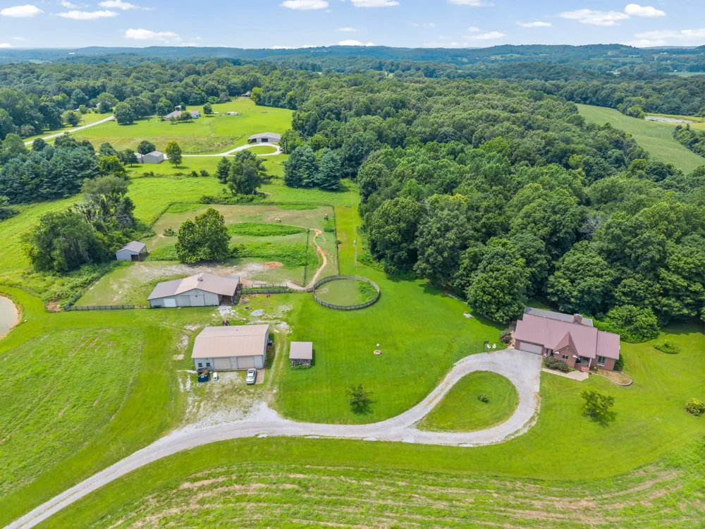 3055 Quisenberry Ln Hopkinsville, KY 42240