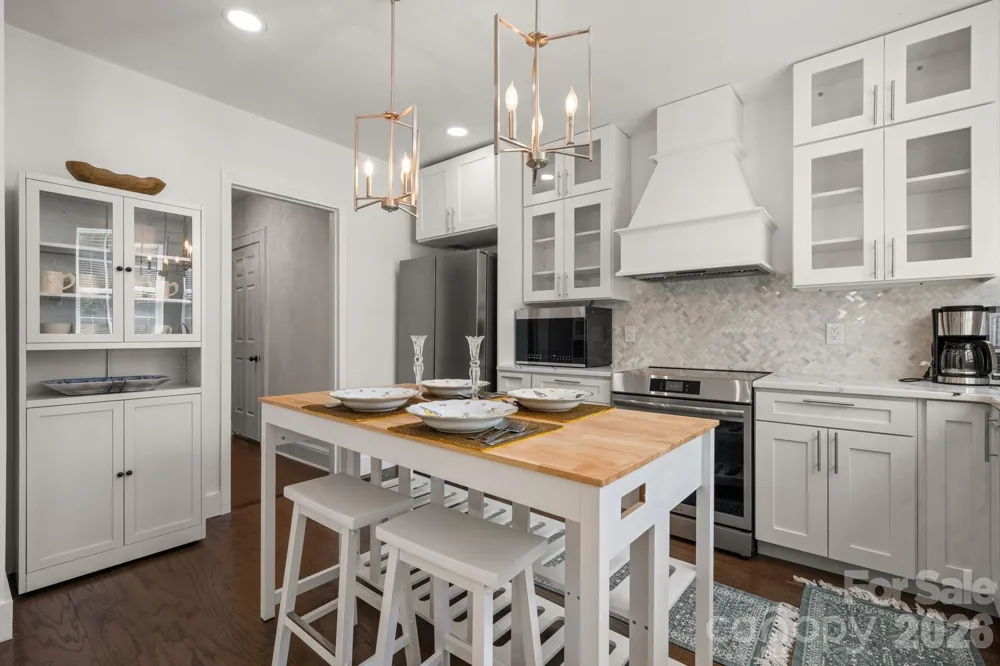 1407 Mimosa Lane NW Lenoir, NC 28645