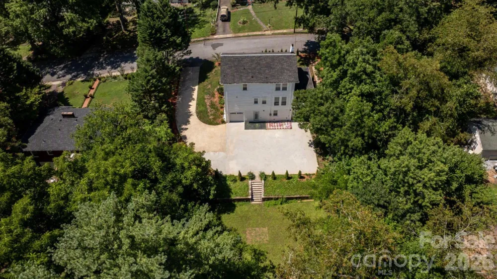 1407 Mimosa Lane NW Lenoir, NC 28645